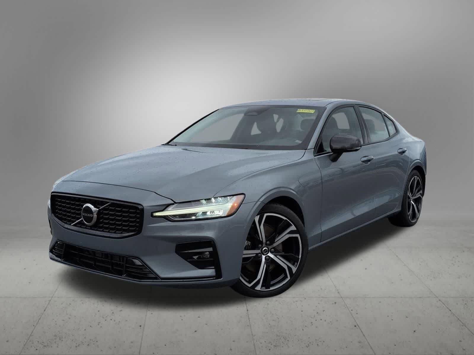 2024 VOLVO S60