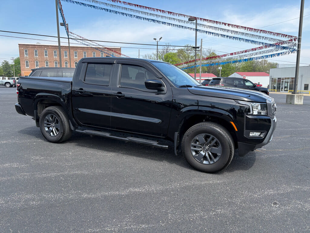 2025 NISSAN Frontier