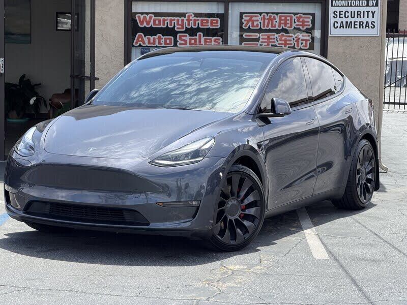 2022 TESLA Model Y