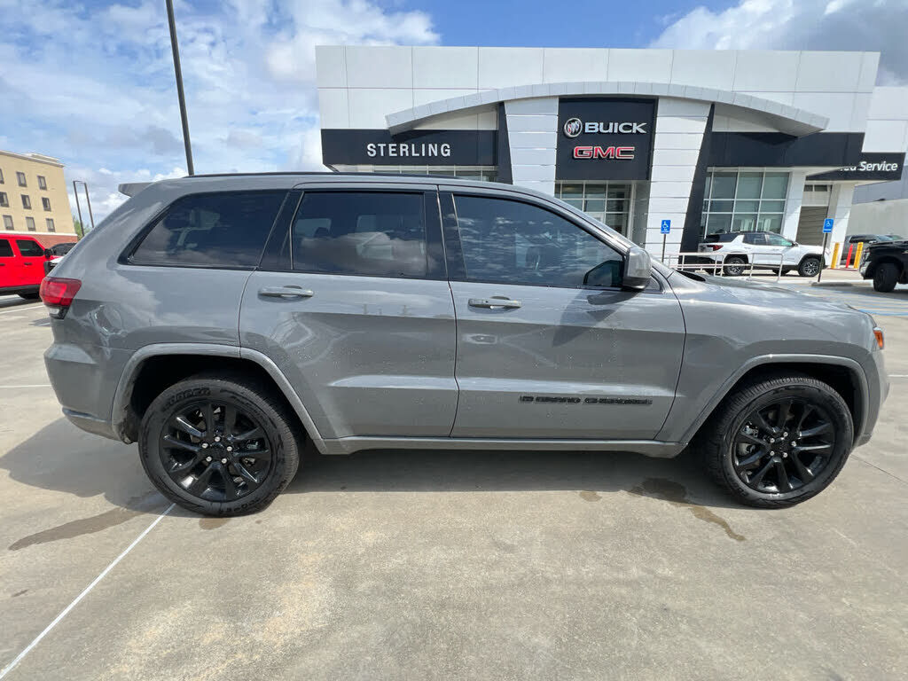 2022 JEEP Grand Cherokee