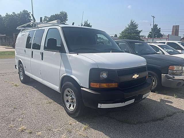 2013 CHEVROLET Express