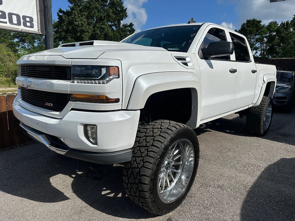 2017 CHEVROLET Silverado
