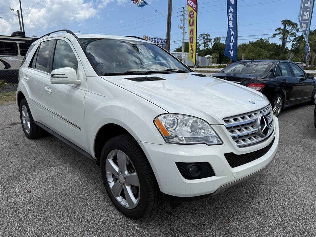 2011 MERCEDES-BENZ M-Class