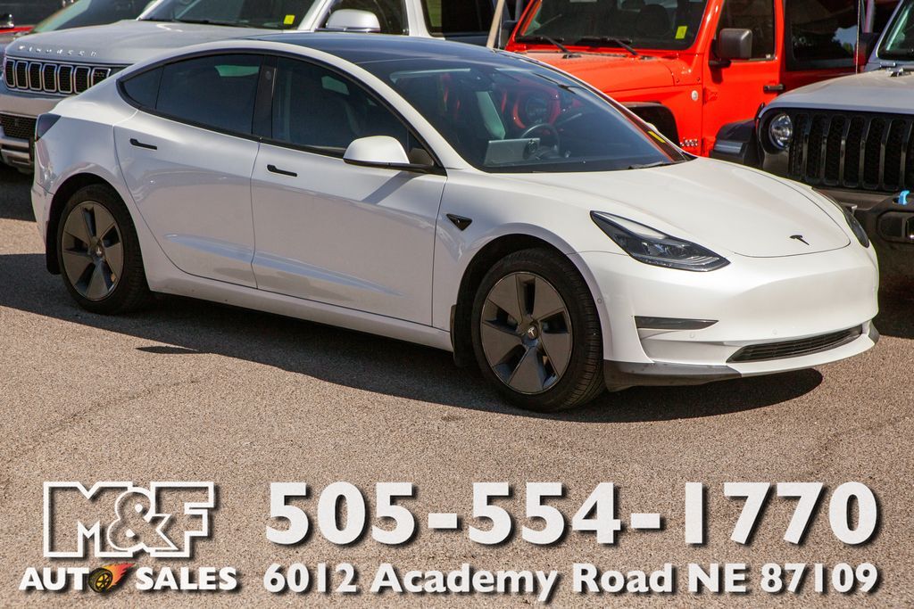 2022 TESLA Model 3