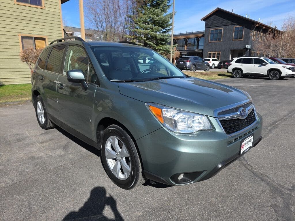 2014 SUBARU Forester