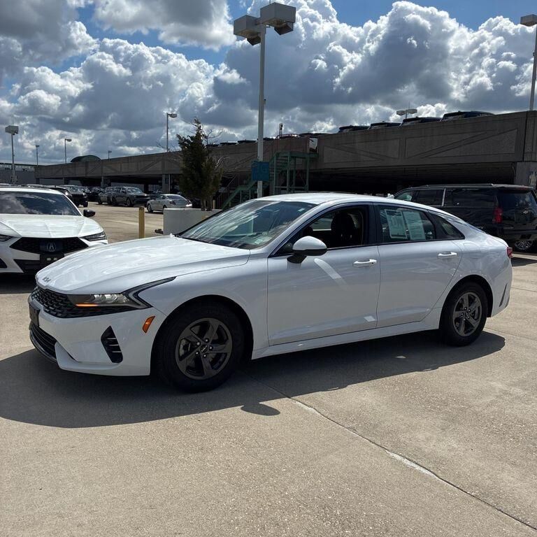 2023 KIA K5