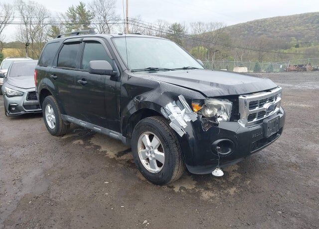 2009 FORD Escape