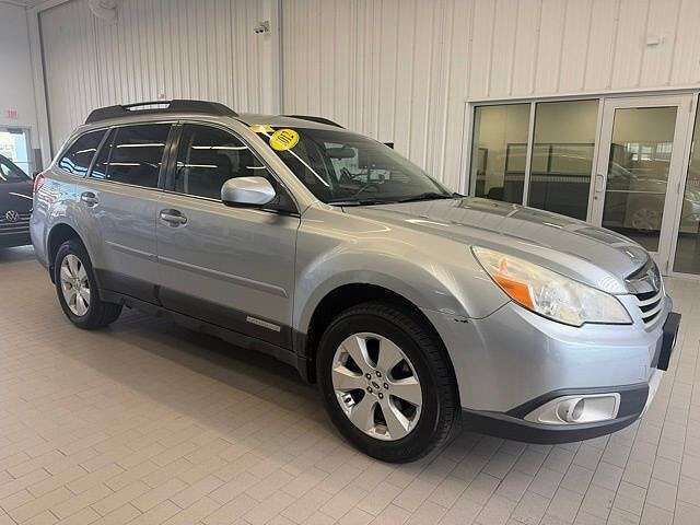 2012 SUBARU Outback