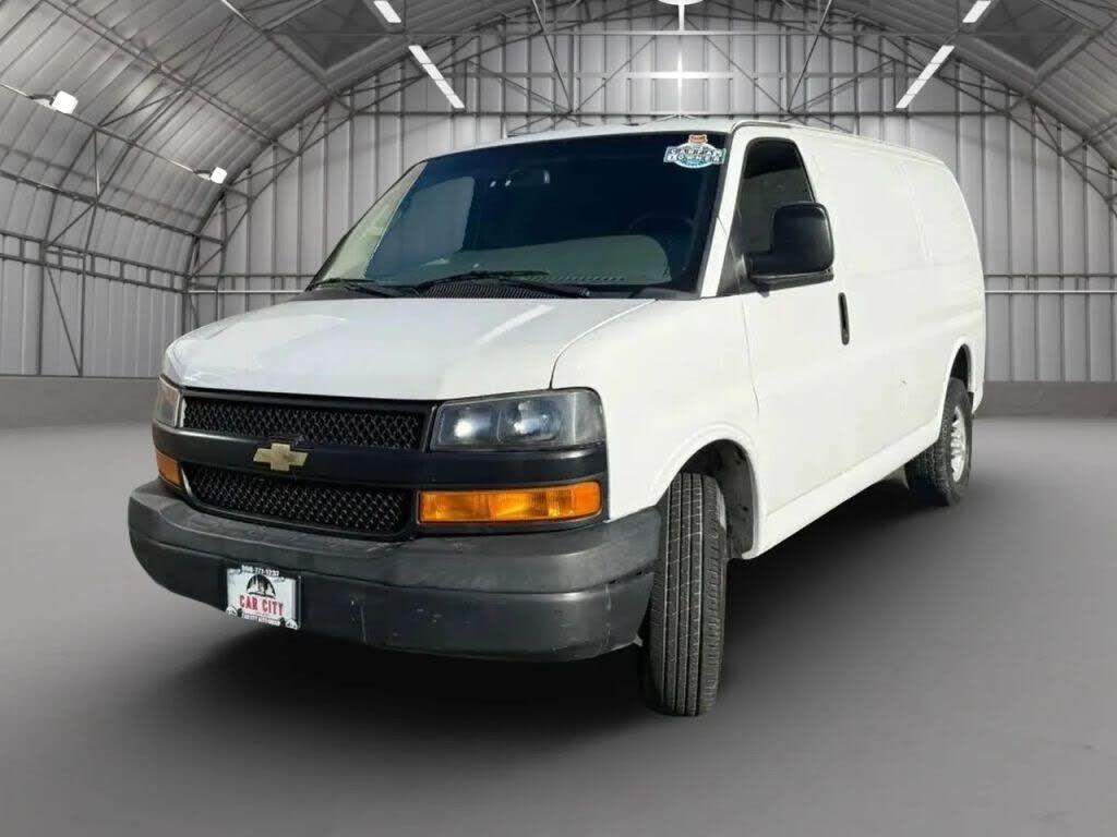2018 CHEVROLET Express