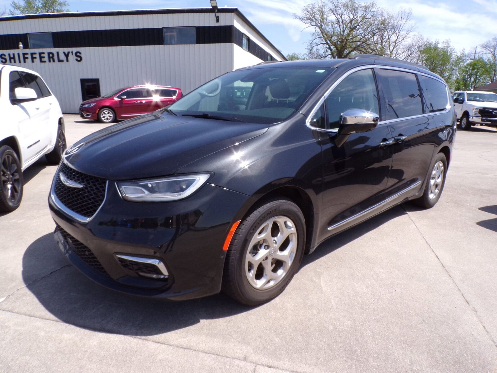 2022 CHRYSLER Pacifica