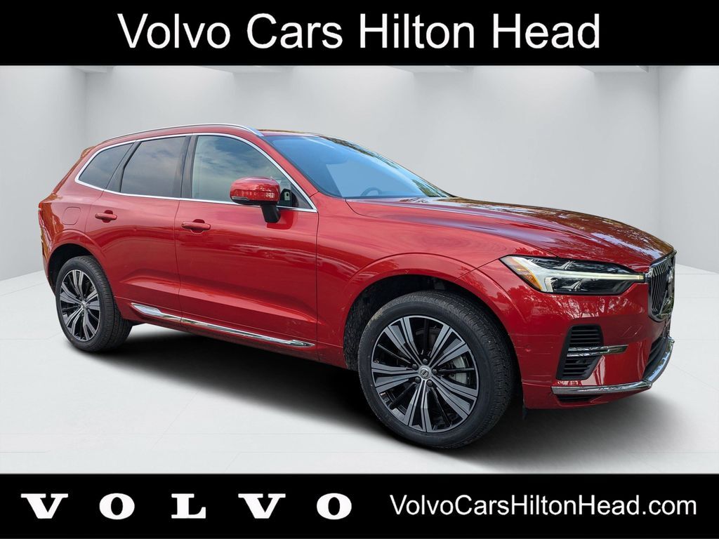 2022 VOLVO XC60