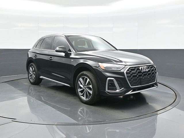 2022 AUDI Q5