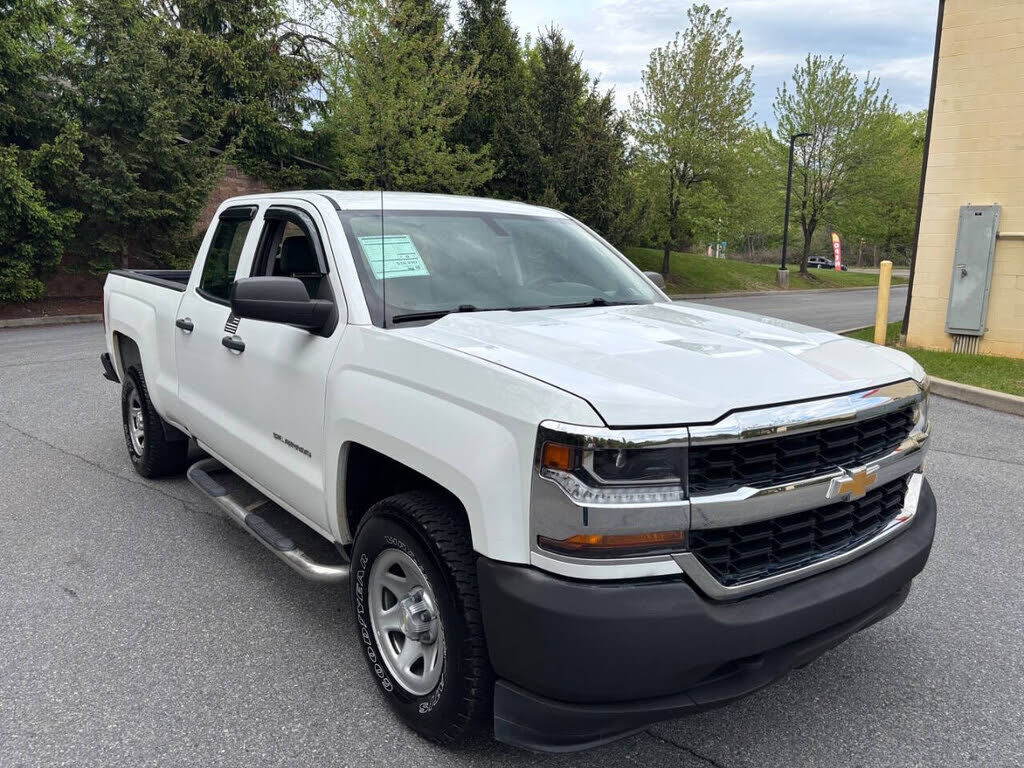 2018 CHEVROLET Silverado