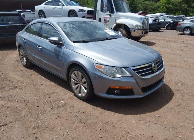 2009 VOLKSWAGEN Passat