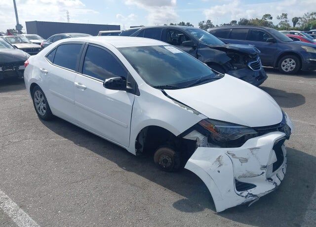 2018 TOYOTA Corolla
