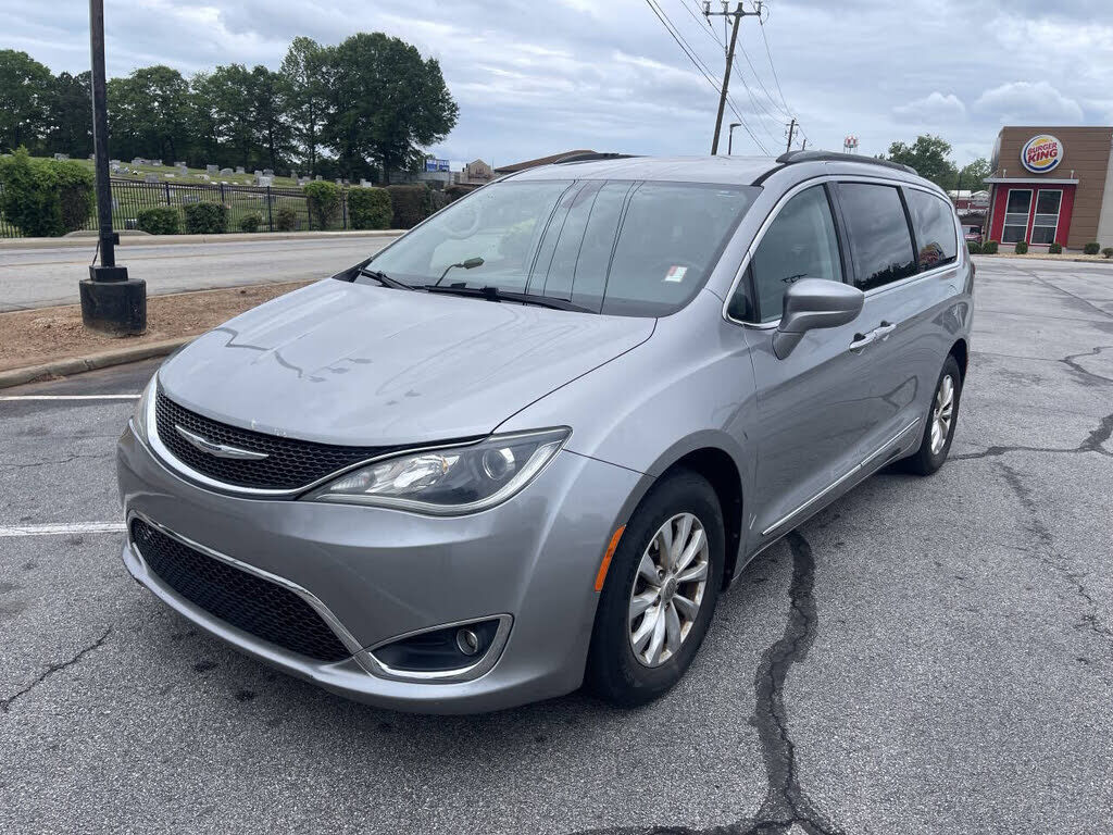 2017 CHRYSLER Pacifica