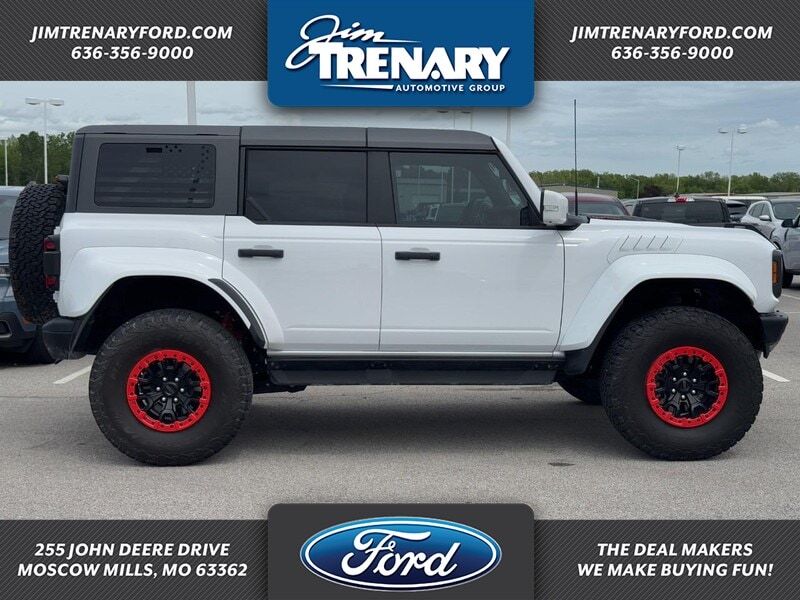 2024 FORD Bronco