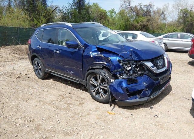 2017 NISSAN Rogue