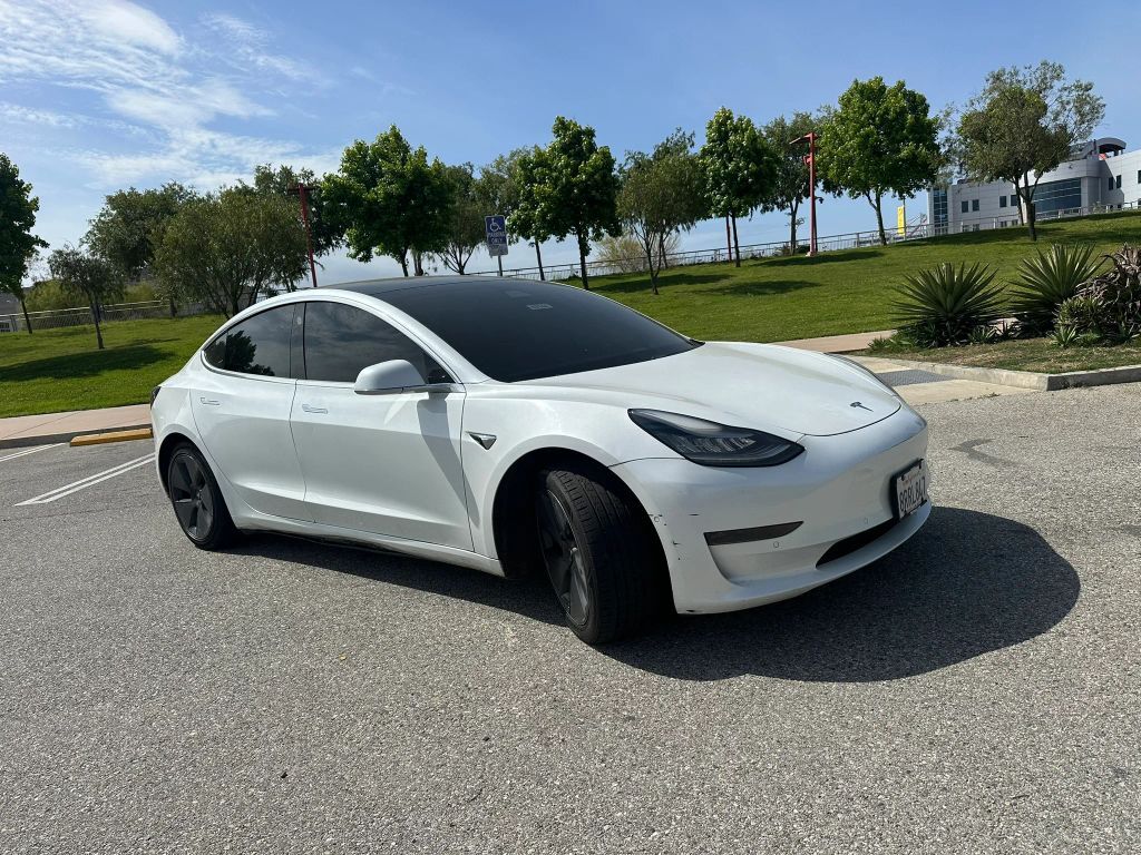 2020 TESLA Model 3