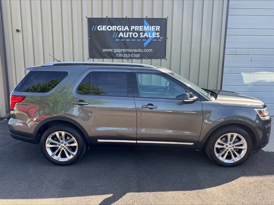 2018 FORD Explorer