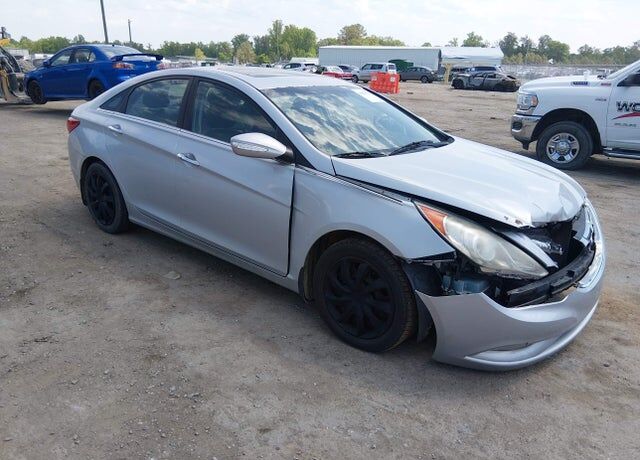 2011 HYUNDAI Sonata