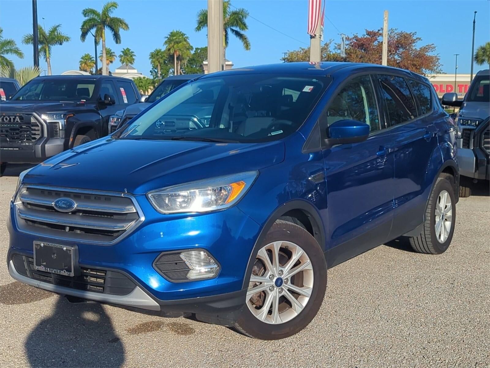 2017 FORD Escape