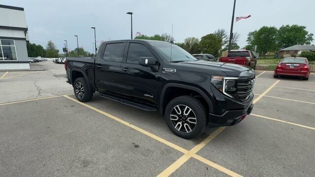2024 GMC Sierra