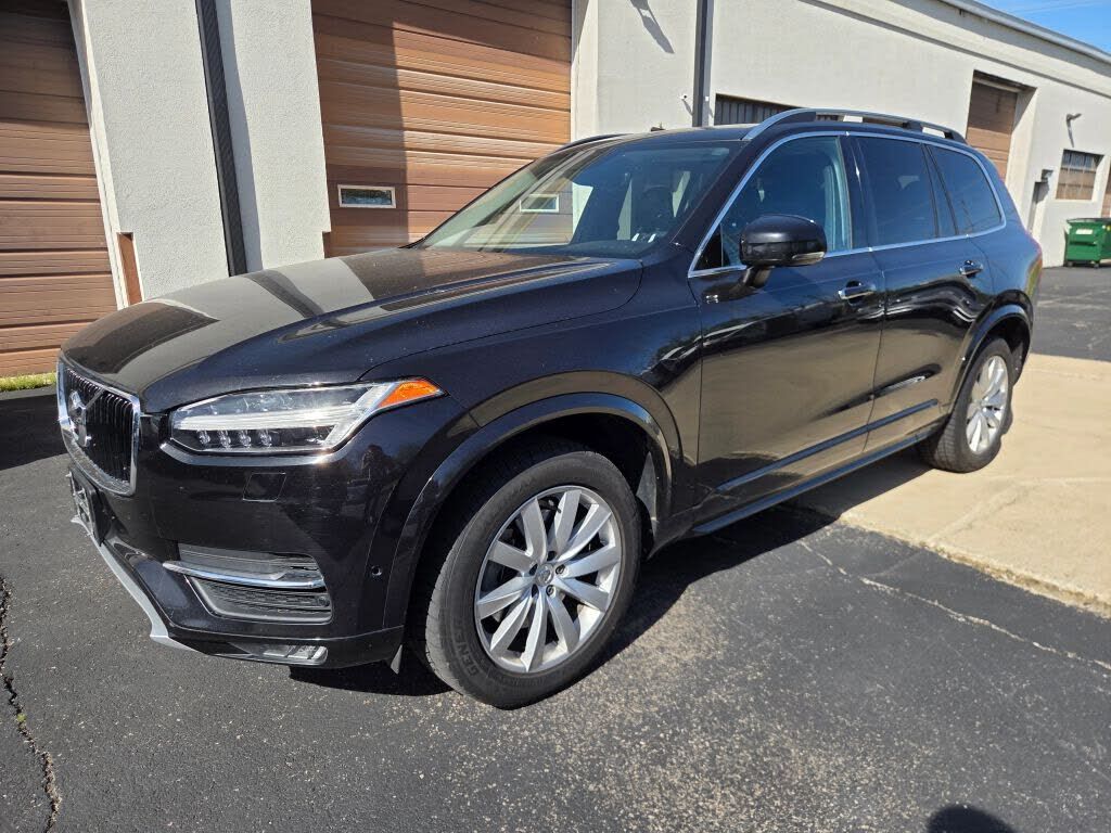 2016 VOLVO XC90