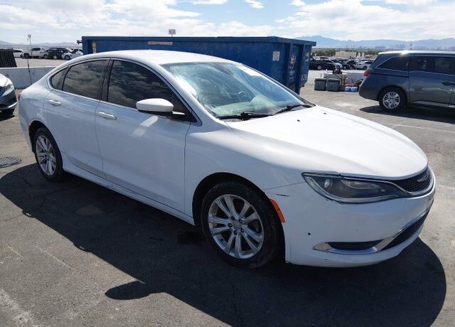 2015 CHRYSLER 200