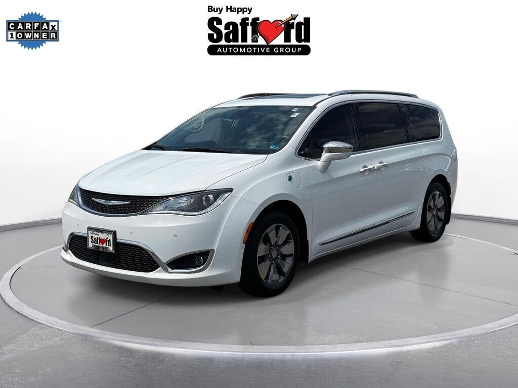 2020 CHRYSLER Pacifica