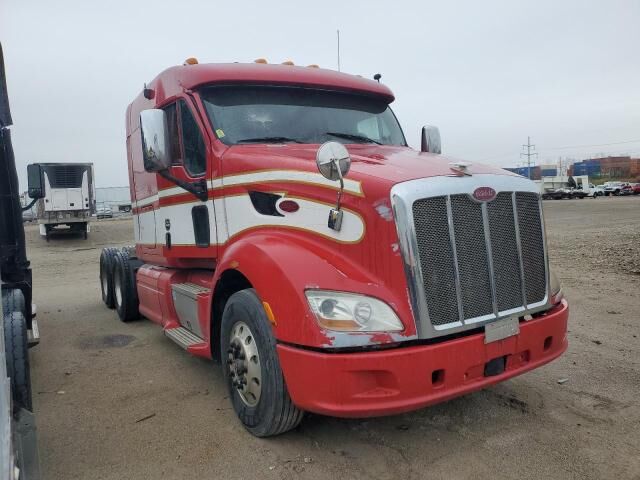 2012 PETERBILT 587