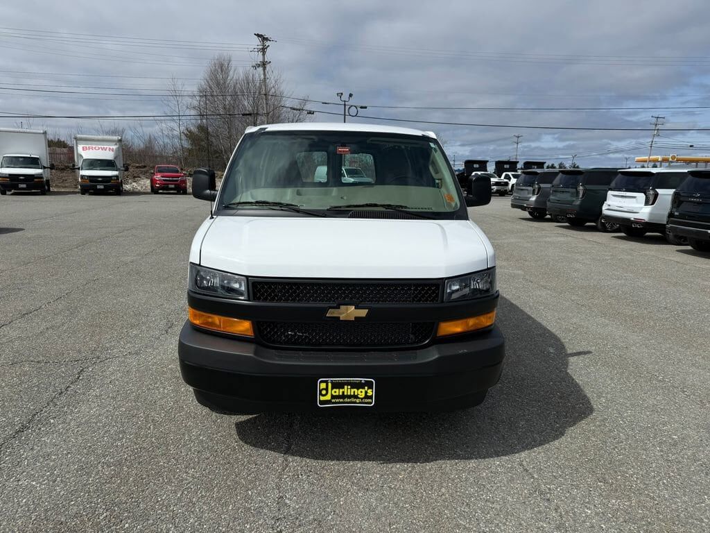 2026 CHEVROLET Express