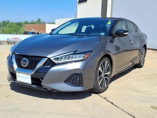 2022 NISSAN Maxima