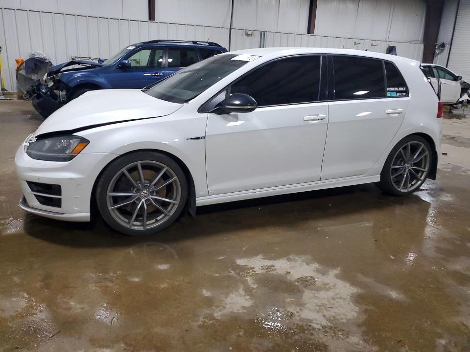 2017 VOLKSWAGEN Golf R