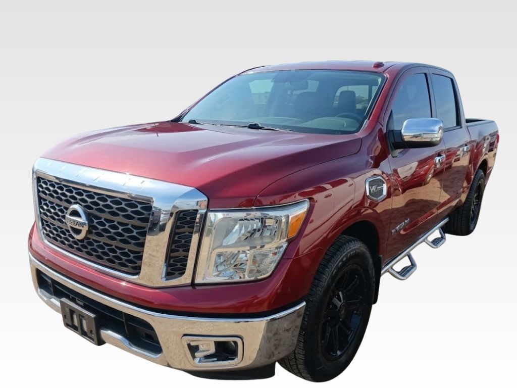 2017 NISSAN Titan