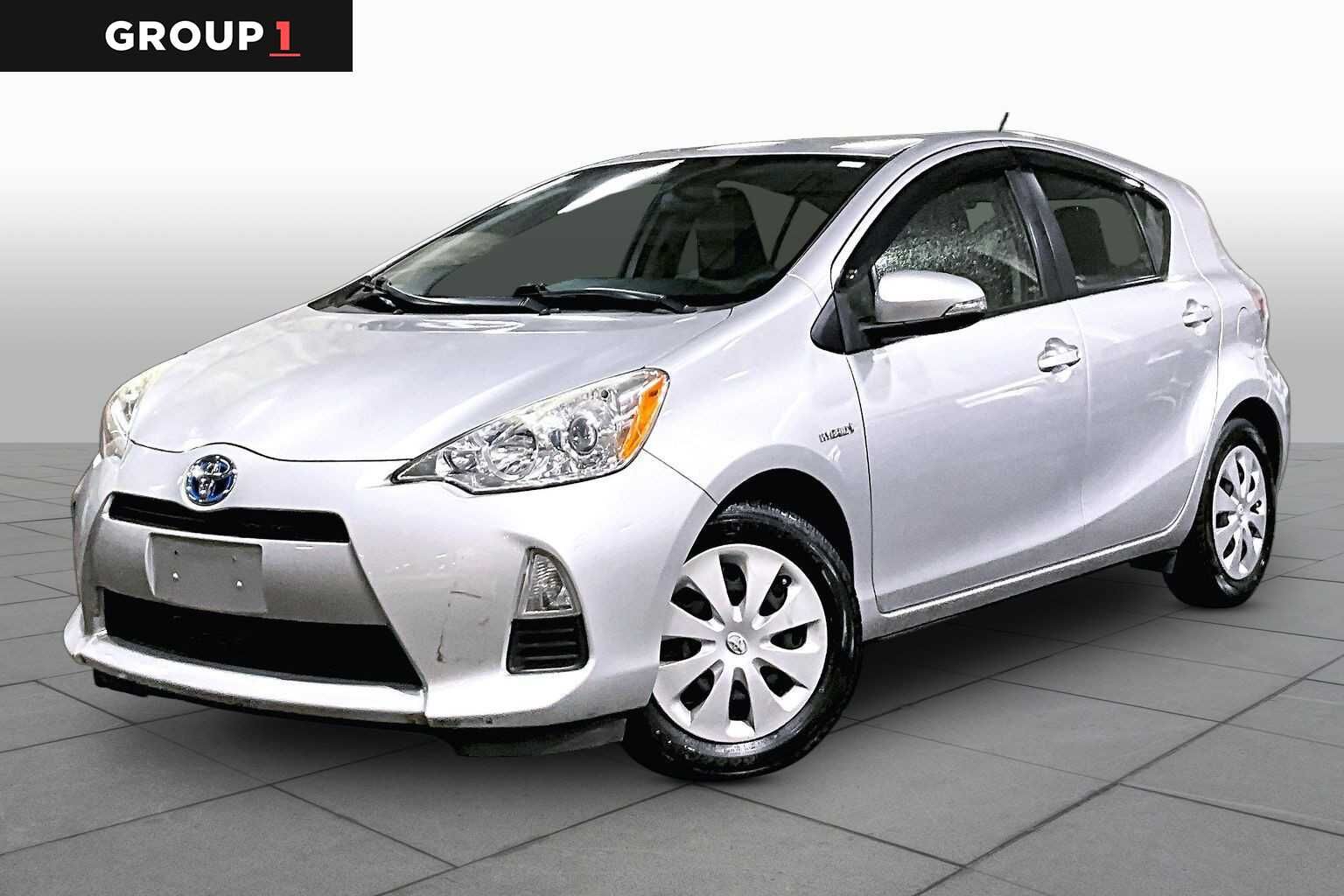 2014 TOYOTA Prius