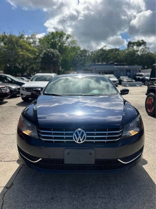 2015 VOLKSWAGEN Passat