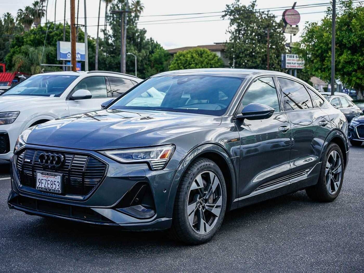2023 AUDI e-tron