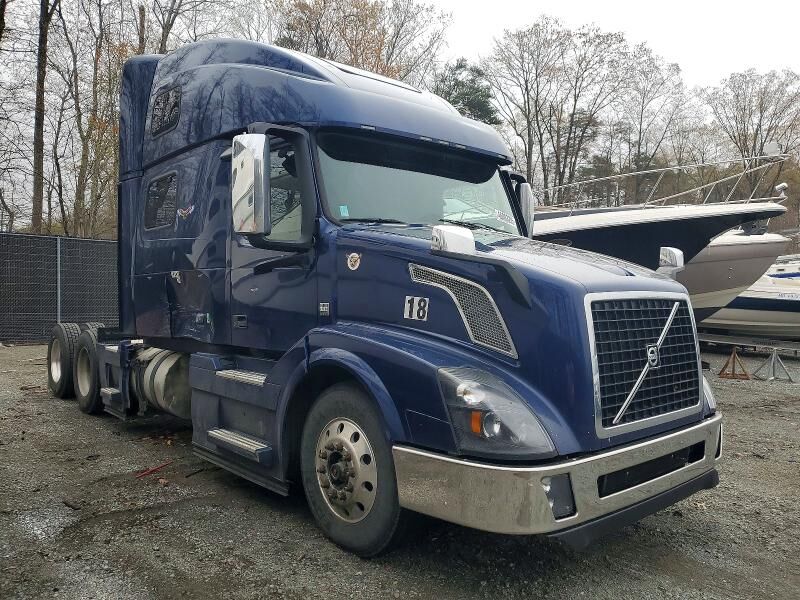 2018 VOLVO TRUCK VNL