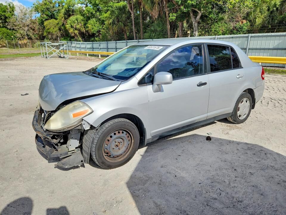 2009 NISSAN Versa