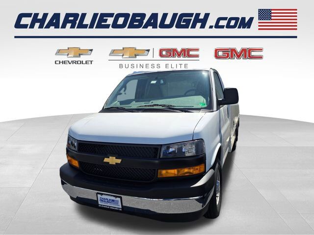 2024 CHEVROLET Express