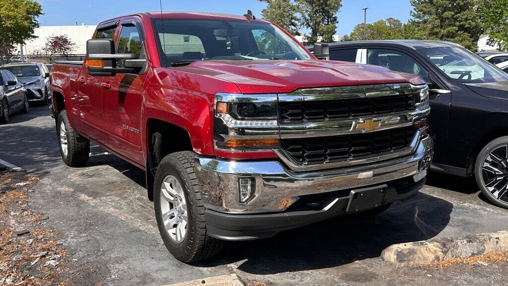2018 CHEVROLET Silverado