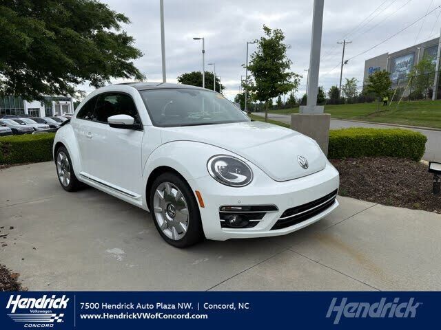 2018 VOLKSWAGEN Beetle