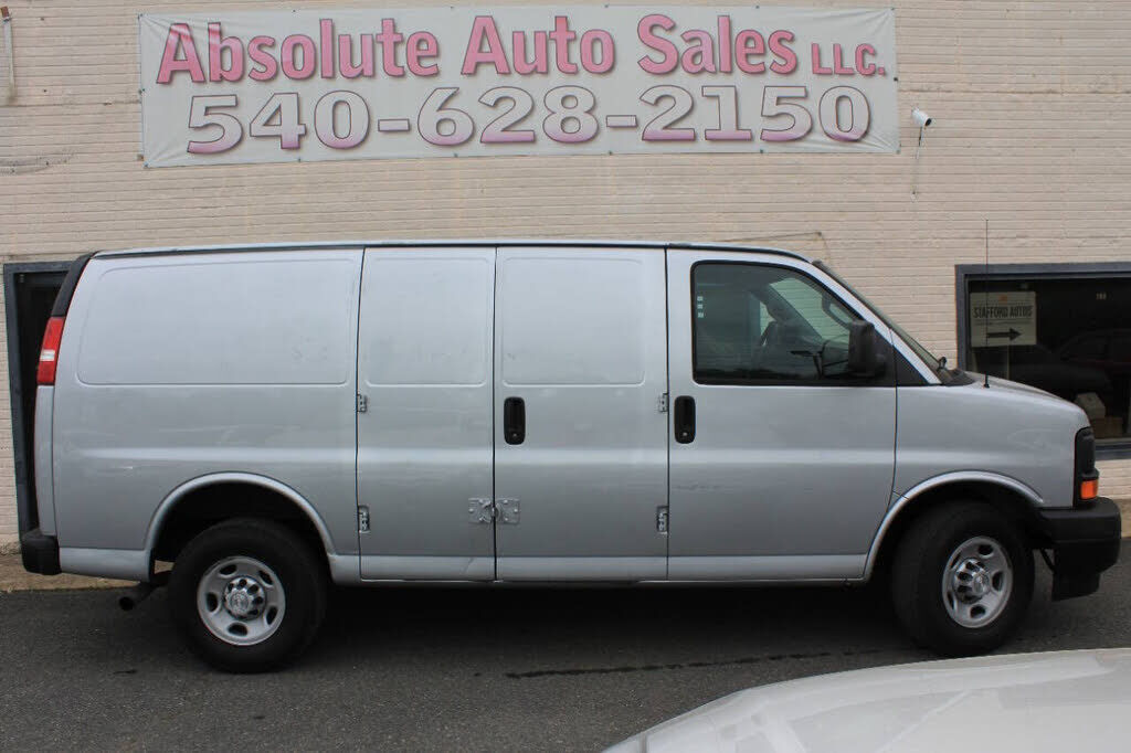 2017 CHEVROLET Express