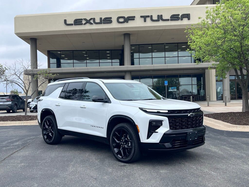 2024 CHEVROLET Traverse