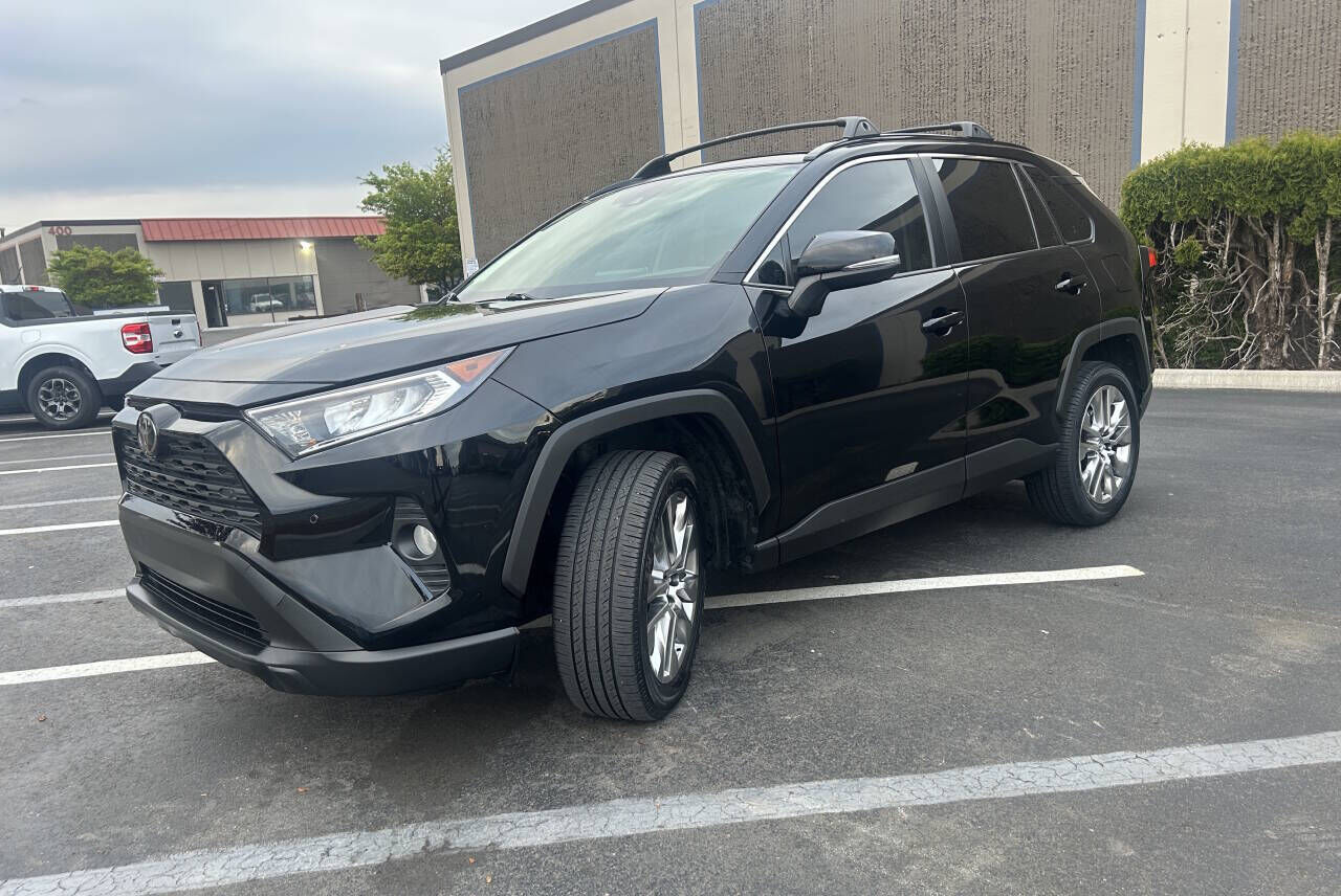 2019 TOYOTA RAV4