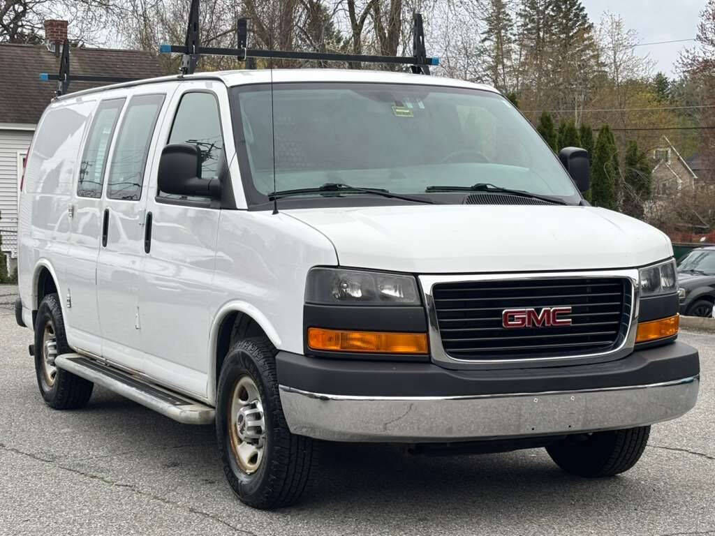 2014 GMC Savana