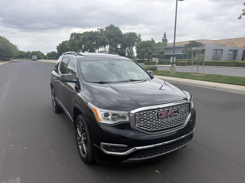 2017 GMC Acadia