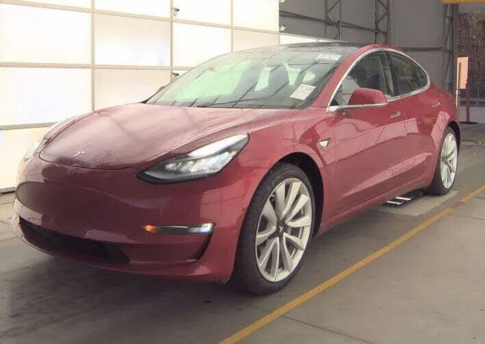 2018 TESLA Model 3