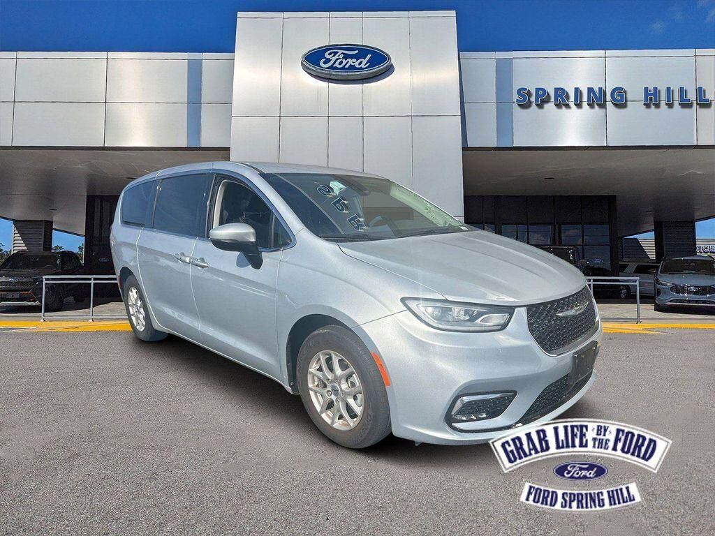 2023 CHRYSLER Pacifica